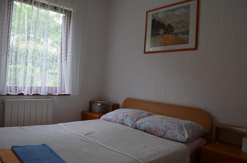 Apartments Nina Baska  Bilik gambar